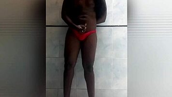 Amateur hot teen enjoys reality show