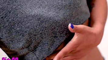 Showing my body on a hot November afternoon