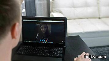 Petite girl gets wet pussy and anal screwed 😍