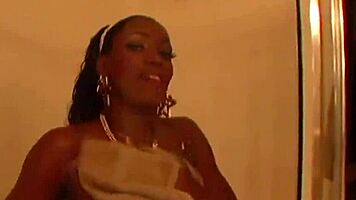 Barbee sucks ebony teen cock 😏