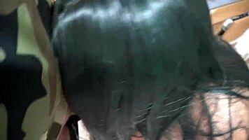 Ven a cogerme, no le diré a mi padrastro que follamos escondidos