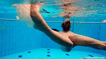 avenna naked underwater with tight pussy 😍