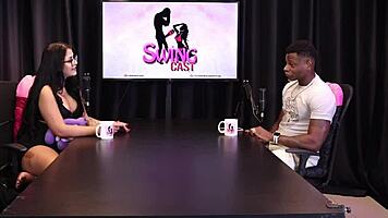 Inês Ventura's wedding godfather in sheer red