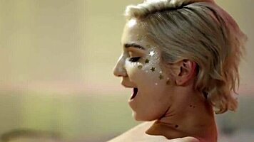 Galsway Com: Brooke Banner and Skye Blue Overwhelmed by Desire