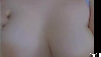 Stepsister's nude photos tease me - joyliii.