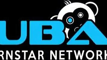 Young blondes elsa and jojo swap cum intriguingly