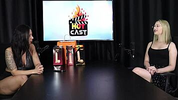 mentia para o namorado mas se sentiu culpada e era muito ciumenta - vivian lola sheer red