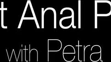 I love watching this babe in solo dildo play