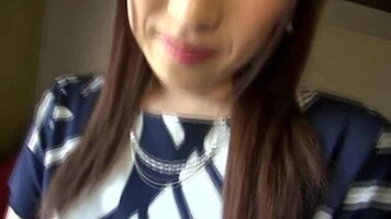 WOW, JAPANESE BABE LICKS ASS!