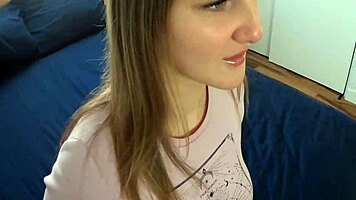 gamer loses bet to her roommate