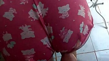 teen wanted a phone for christmas, drank milk in pajamas, mom suspected