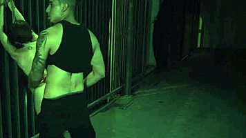 wow, extreme fetish anal threesome for the first time!