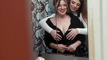 Riley Nixon And Scarlett Mae Making Out While Tyler Cruise Sneaks Outside Door