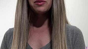 Housewife's Steamy Affair in Stunning 4K Action