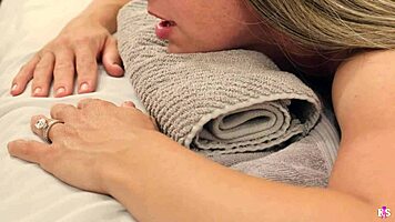 Housewife's Steamy Affair in Stunning 4K Action