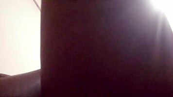 xvkendollar2 rearranges tight pussy 😍