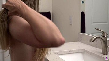 Housewife's Steamy Affair in Stunning 4K Action