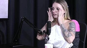 Naty Varga Dislikes All Fours Position With Slow Man In Sheer Red