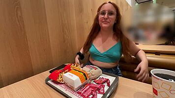 Parei para comer e ela queria fuder - trix mendes in casting interview.