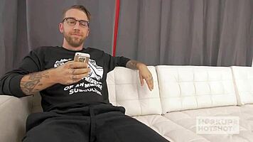 petite teen 18+ gets her asshole plunged