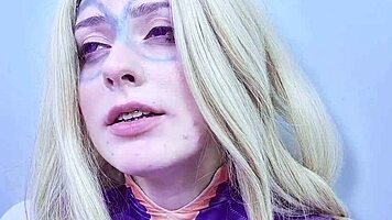 Tatlı hanım sihirli tıpaçla itaatkar orospu oluyor