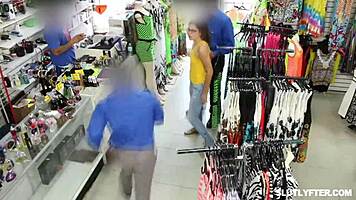 Амбер Самер јебан жестоко од службеника Џека, Мајка, Кларка