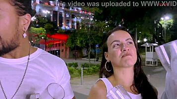 Casais Felizes Transam Na Virada De 2024