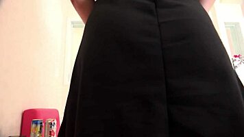 does this teen girl with tongue piercing get creampied during selfie?