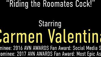 I mount my roommate and get jizzed on my big butt