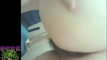 i got seduced in the bathroom and fucked her hard with my big cock