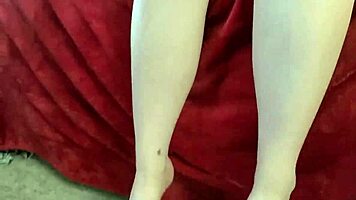 Naughty Slut Timber Masturbates Her Fat Pussy In Glasses Nerd Style