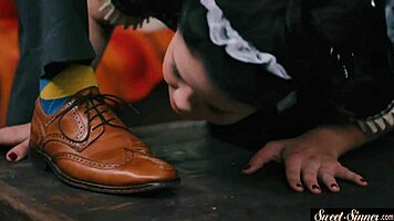 Bigbooty Maid Roleplays Cowgirl Screwing With Jizz Spray