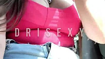 I play with my bucetinha in the app motorista car, it's so sexy