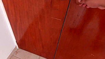 I go to my aunt's house and my hot niece waits in her room for a surprise game, we end up fucking.