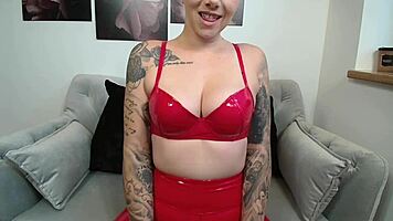 Latex Leggings And Bra Striptease By Camgirl Nina