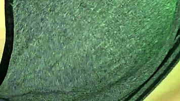 stepmom gets hot with worker in doggystyle