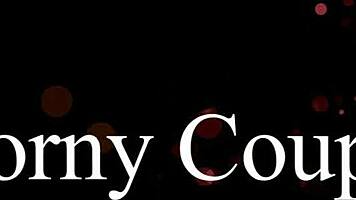 Mira mi culo chupando verga