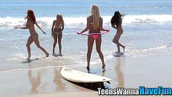 threeway teens getting facialized at party