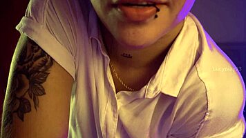 Hot babe rides cock in cowgirl