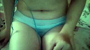 Hey Linh, wanna show that pink charm on webcam?