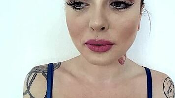 jelena jensen licks veronica rodriguez passionately