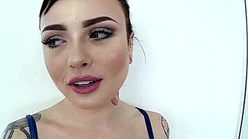 jelena jensen licks veronica rodriguez passionately