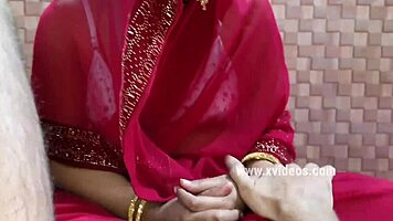 Rough Bhabhi Devar sex caught in Hindi 4K MMS