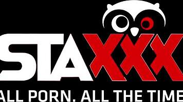 i fuked liona teen in bed!