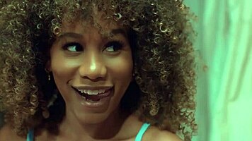 i can’t stop moaning as coco lovelock fingers my petite 18+ pussy hard during laundry wait