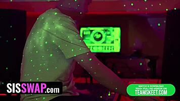 chloe temple and venus vixen revisit pussy from the past in group 4 some with doggystyle and 69