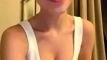 alessandra figures out how to shake her tits with slower moves