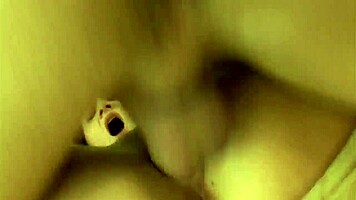 Hot Young Shaved Pussy On Webcam