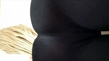 Horny Venezuelan Rubbed In The Gym Masterful Stippling Clothed Sex