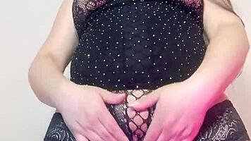 my boss's wife seduces me with videos, i crave kissing her big vagina lips